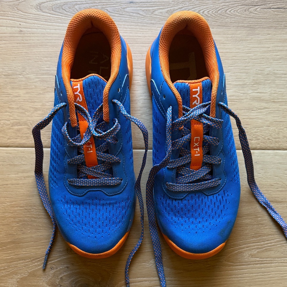 TYR CXT-1 Vibrant Blue/Orange Trainers